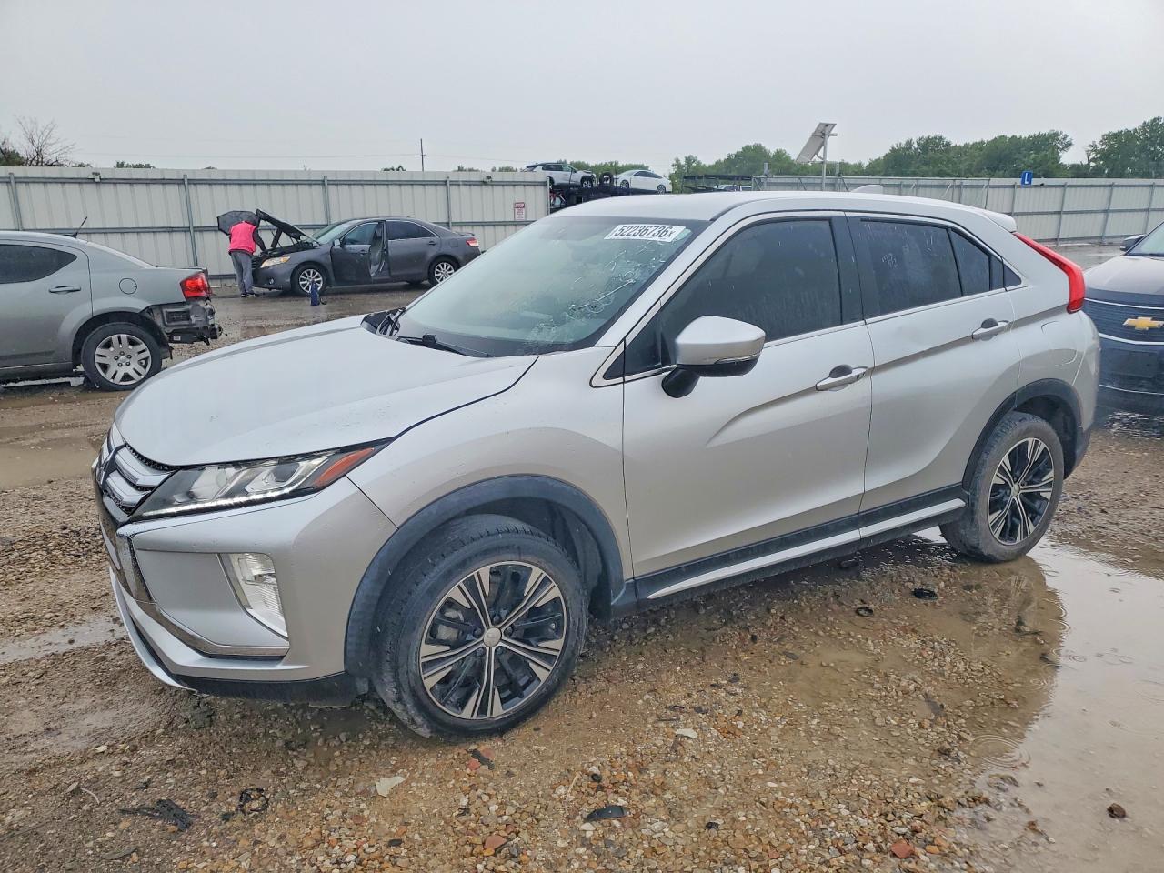 2018 Mitsubishi ECLIPSE VIN JA4AT5AA2JZ037476 photo 1