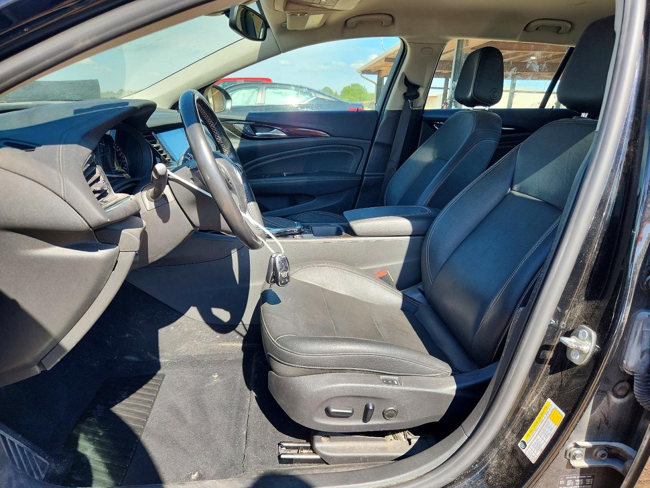 2018 Buick Regal VIN W04GV8SX1J1153226 photo 7