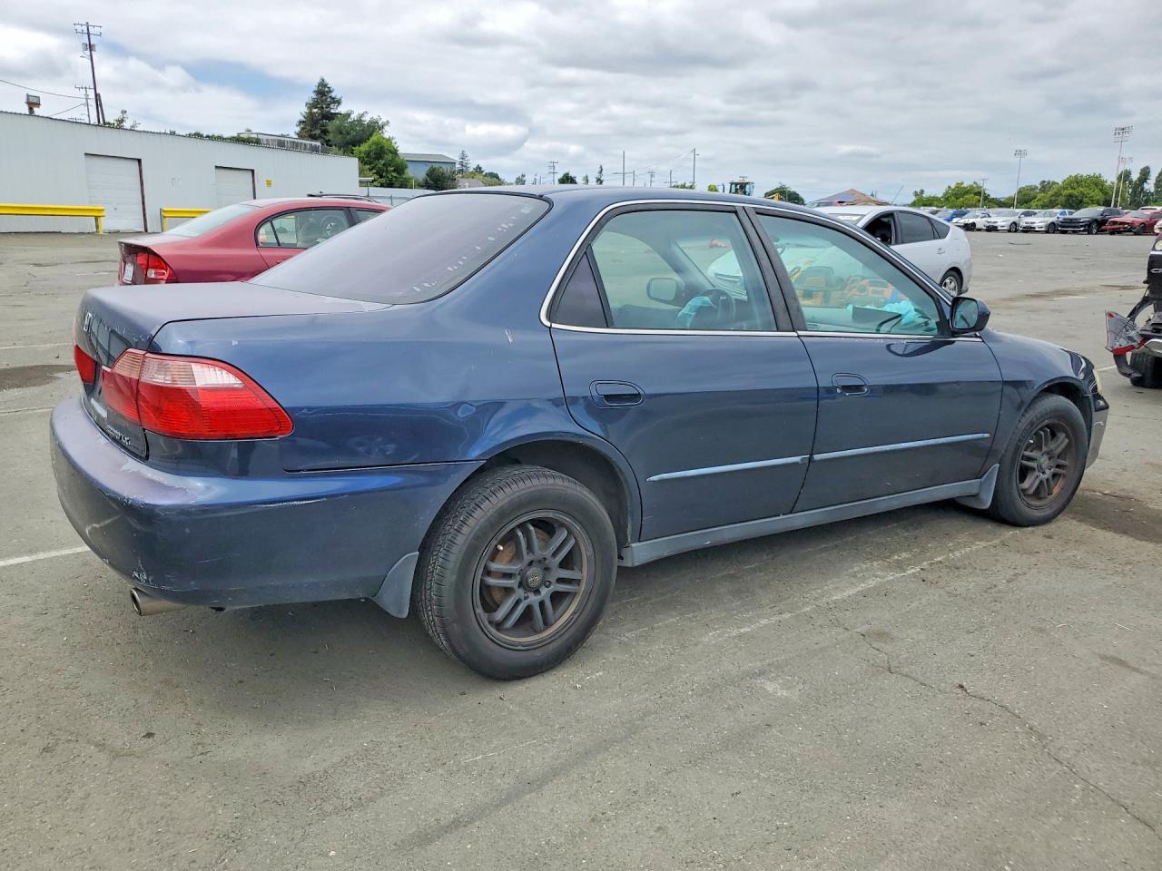 2000 HONDA Accord VIN JHMCG5647YC037751 photo 3