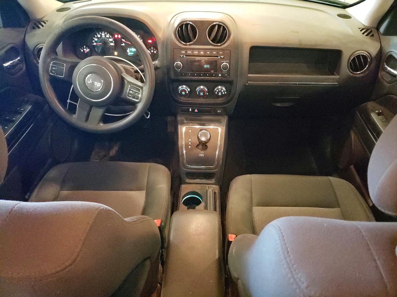 2012 Jeep Patriot VIN 1C4NJRBB6CD686922 photo 8