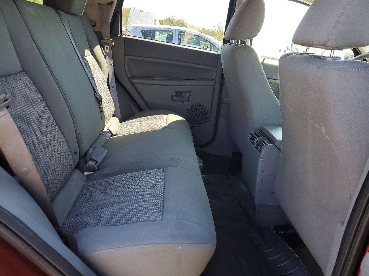 2007 JEEP Cherokee VIN 1J8GR48K37C603804 photo 11