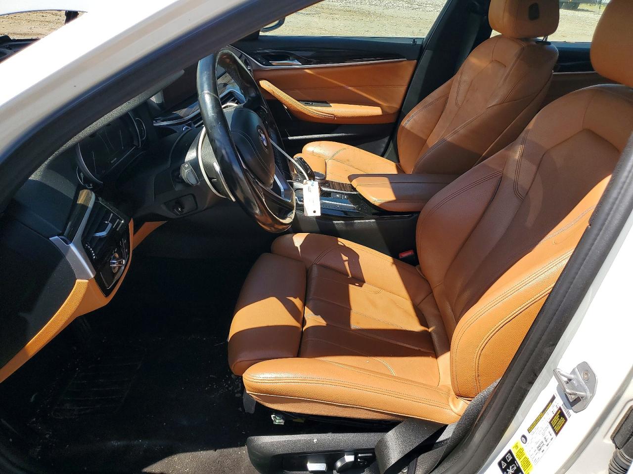 2019 BMW 5 series VIN WBAJE7C53KWW08453 photo 7
