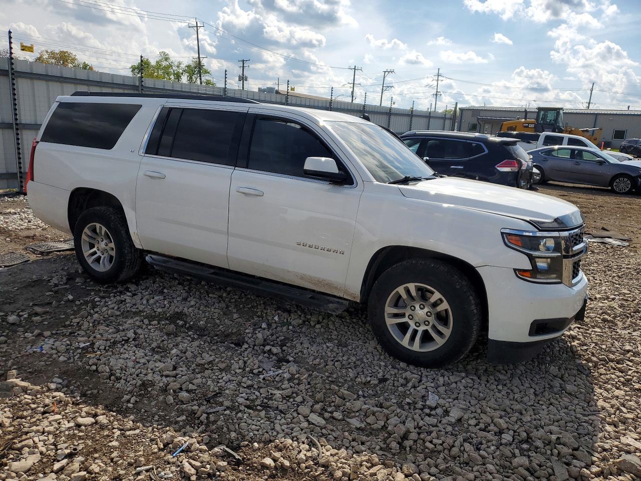 2015 CHEVROLET Suburban VIN 1GNSKJKC7FR194098 photo 4