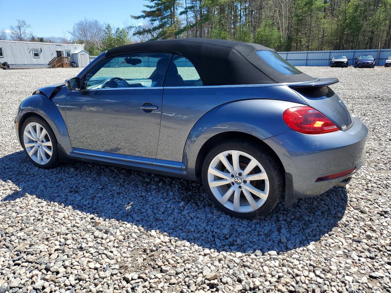 2014 Volkswagen Beetle VIN 3VW517AT3EM815248 photo 2