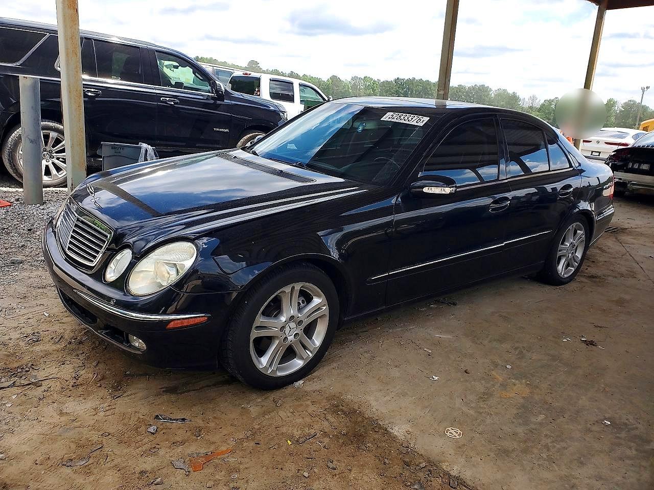 2004 Mercedes-Benz E-class VIN WDBUF70JX4A445717 photo 1