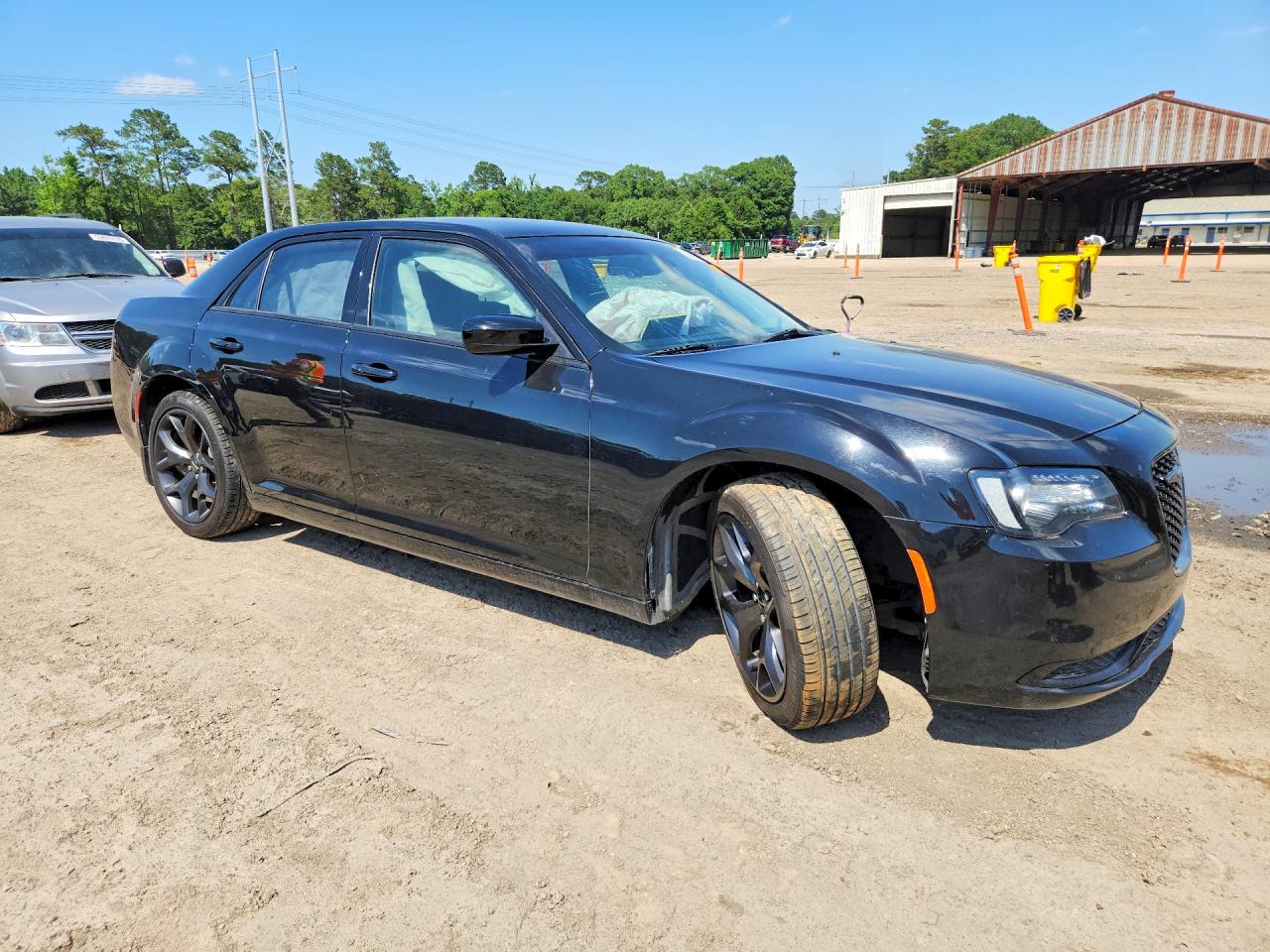 2021 Chrysler 300 VIN 2C3CCAAG9MH580196 photo 4