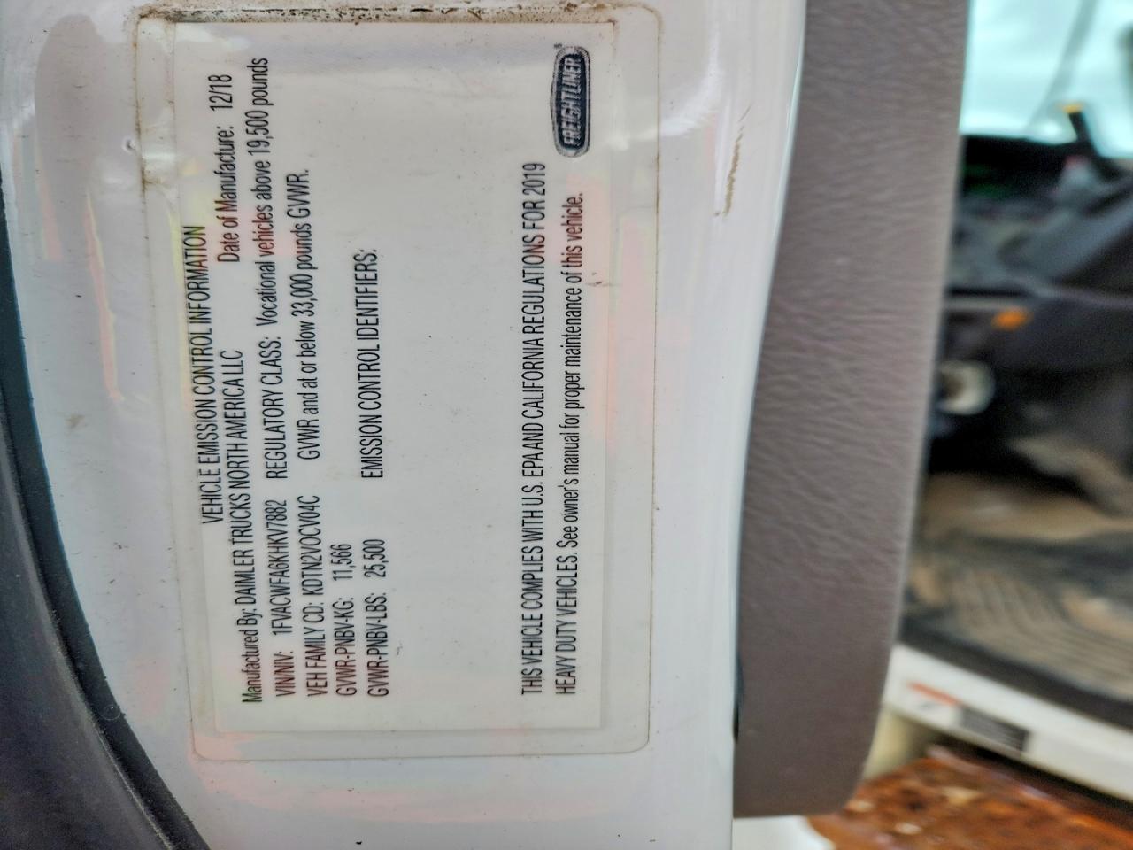2019 FREIGHTLINER All models VIN 1FVACWFA6KHKV7882 photo 10