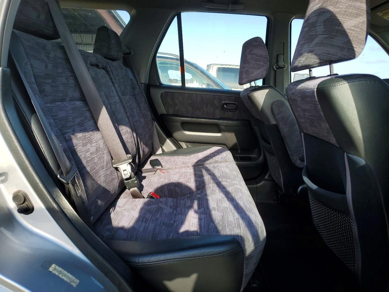 2004 Honda Crv VIN JHLRD68494C018400 photo 11