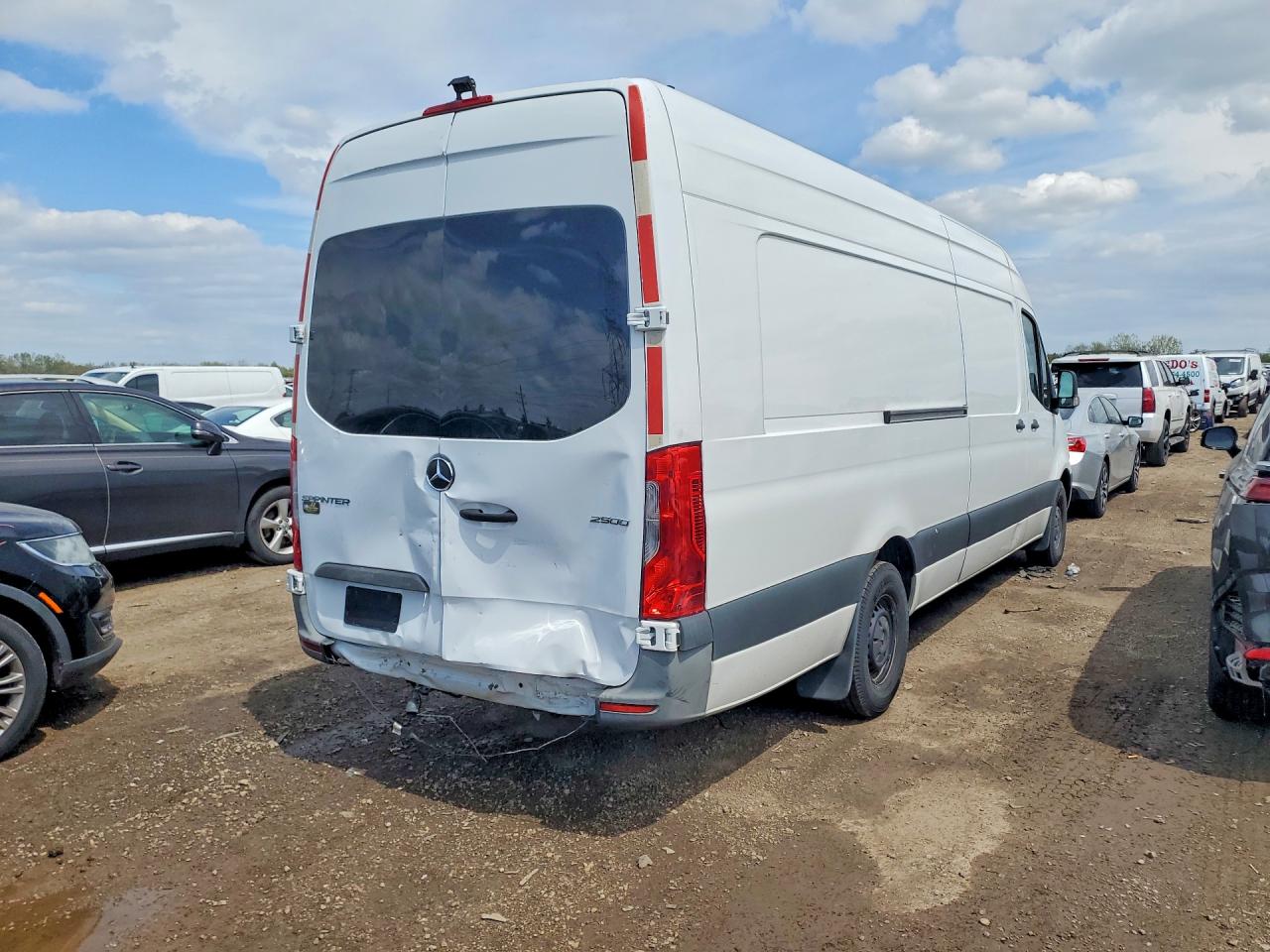 2021 Mercedes-Benz Sprinter VIN W1W4EDHY0MT063788 photo 3