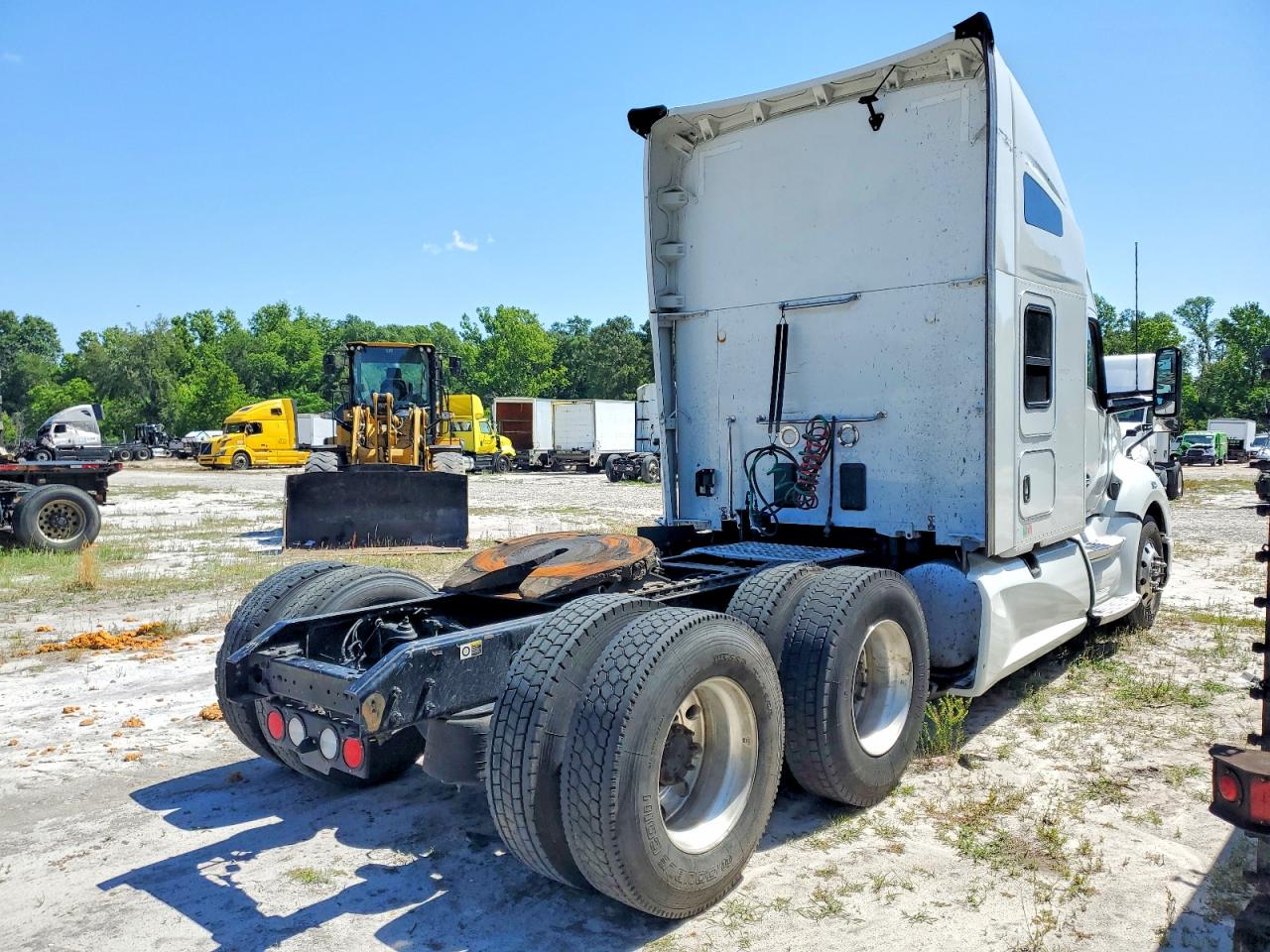 2022 KENWORTH All other VIN 1XKYDP9X4NJ107042 photo 4