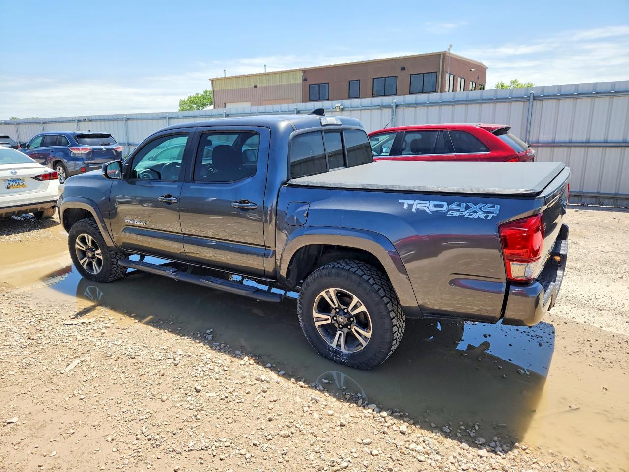 2016 Toyota Tacoma trd VIN 3TMCZ5AN9GM025478 photo 2