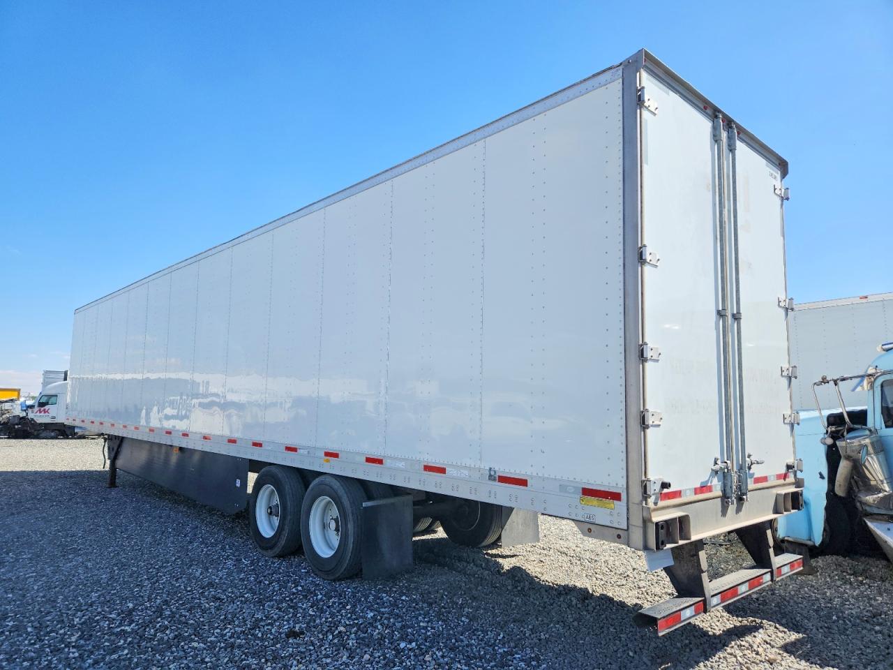 2024 UTILITY Trailbox VIN 1UYVS2537R7015003 photo 3