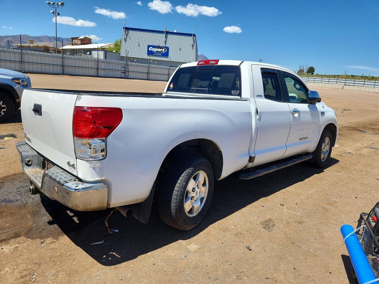 2012 Toyota Tundra VIN 5TFBY5F1XCX253613 photo 3