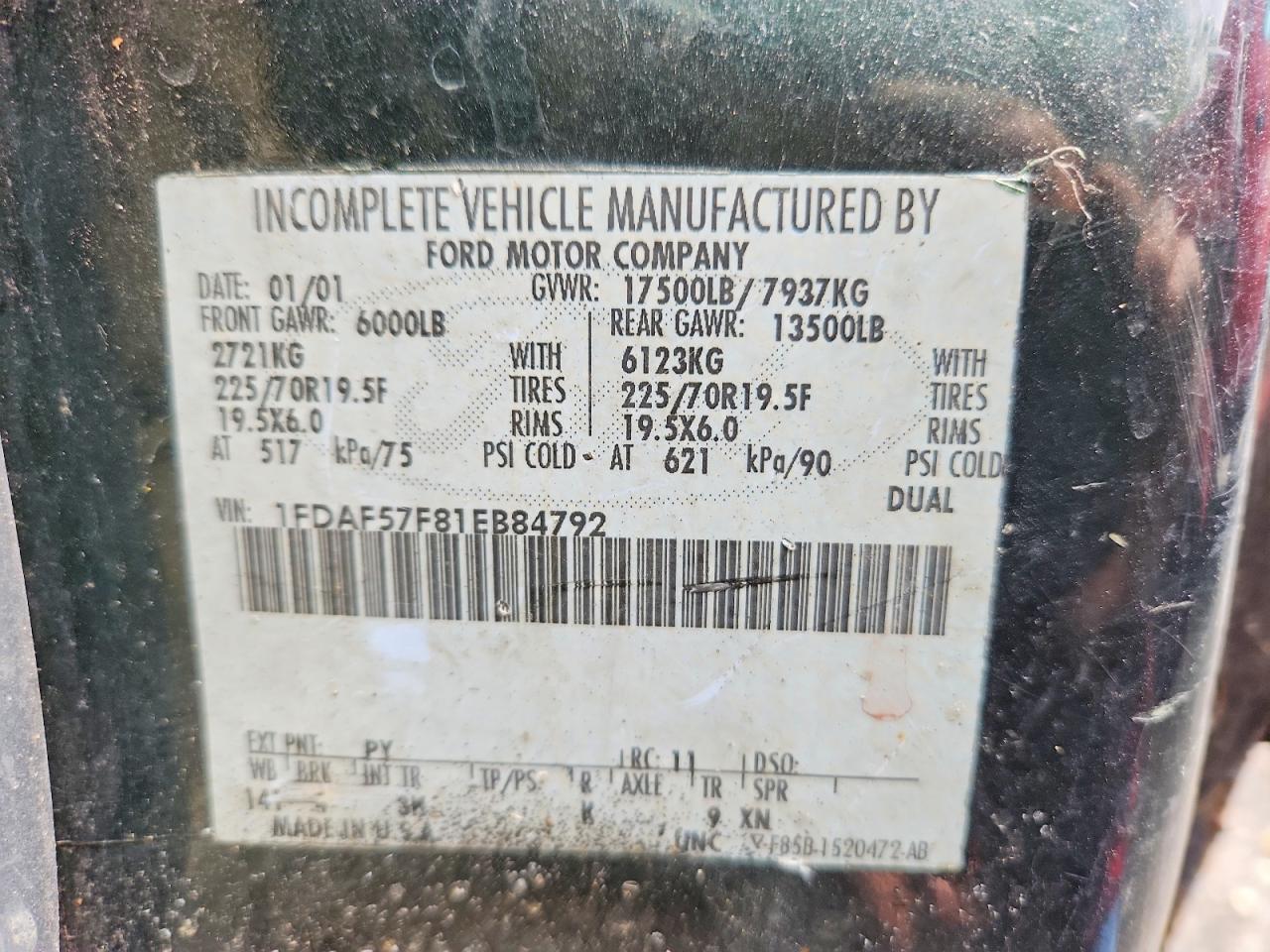 2001 Ford F550 VIN 1FDAF57F81EB84792 photo 12