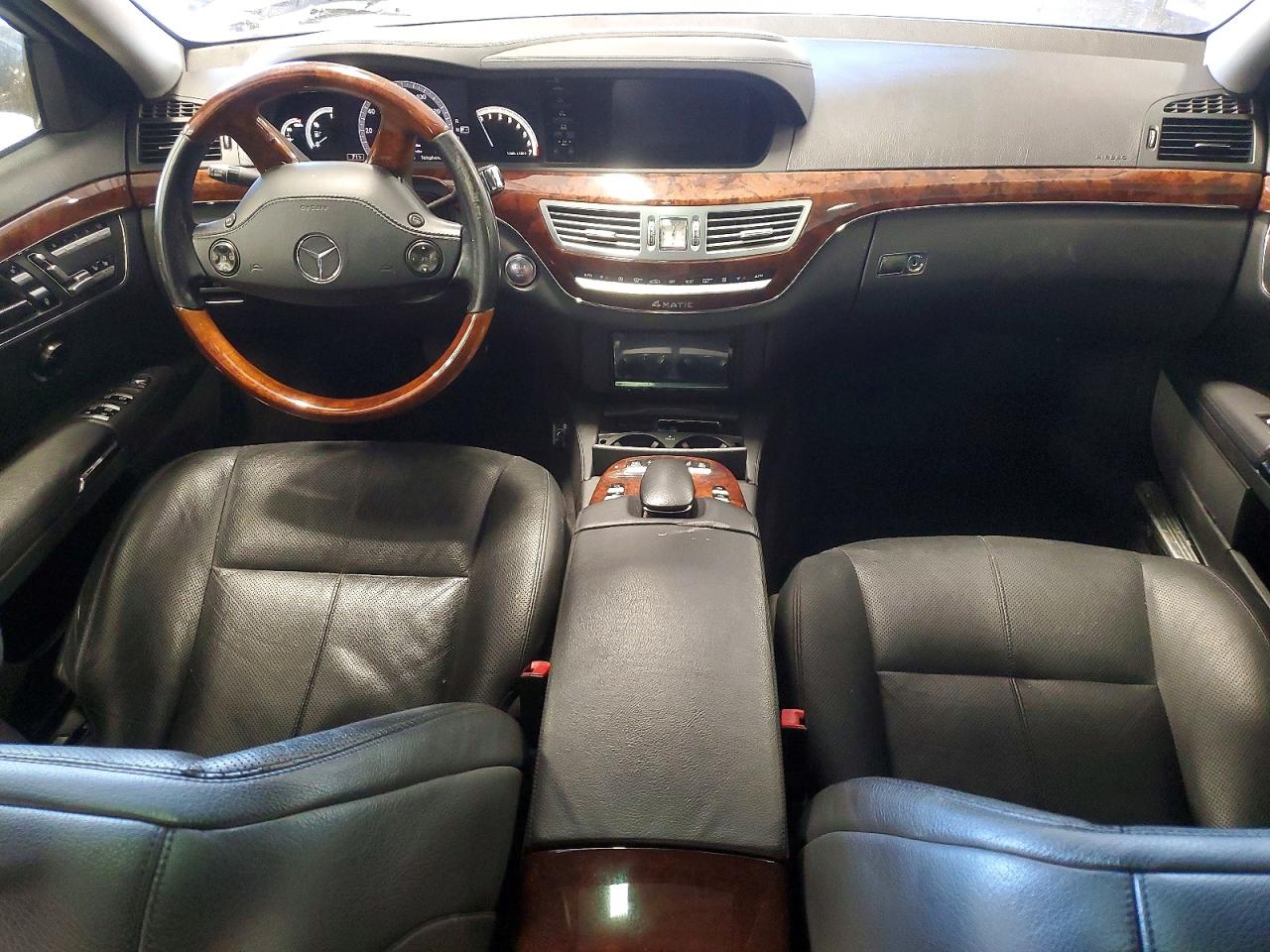 2009 Mercedes-Benz S class VIN WDDNG86X59A252697 photo 8