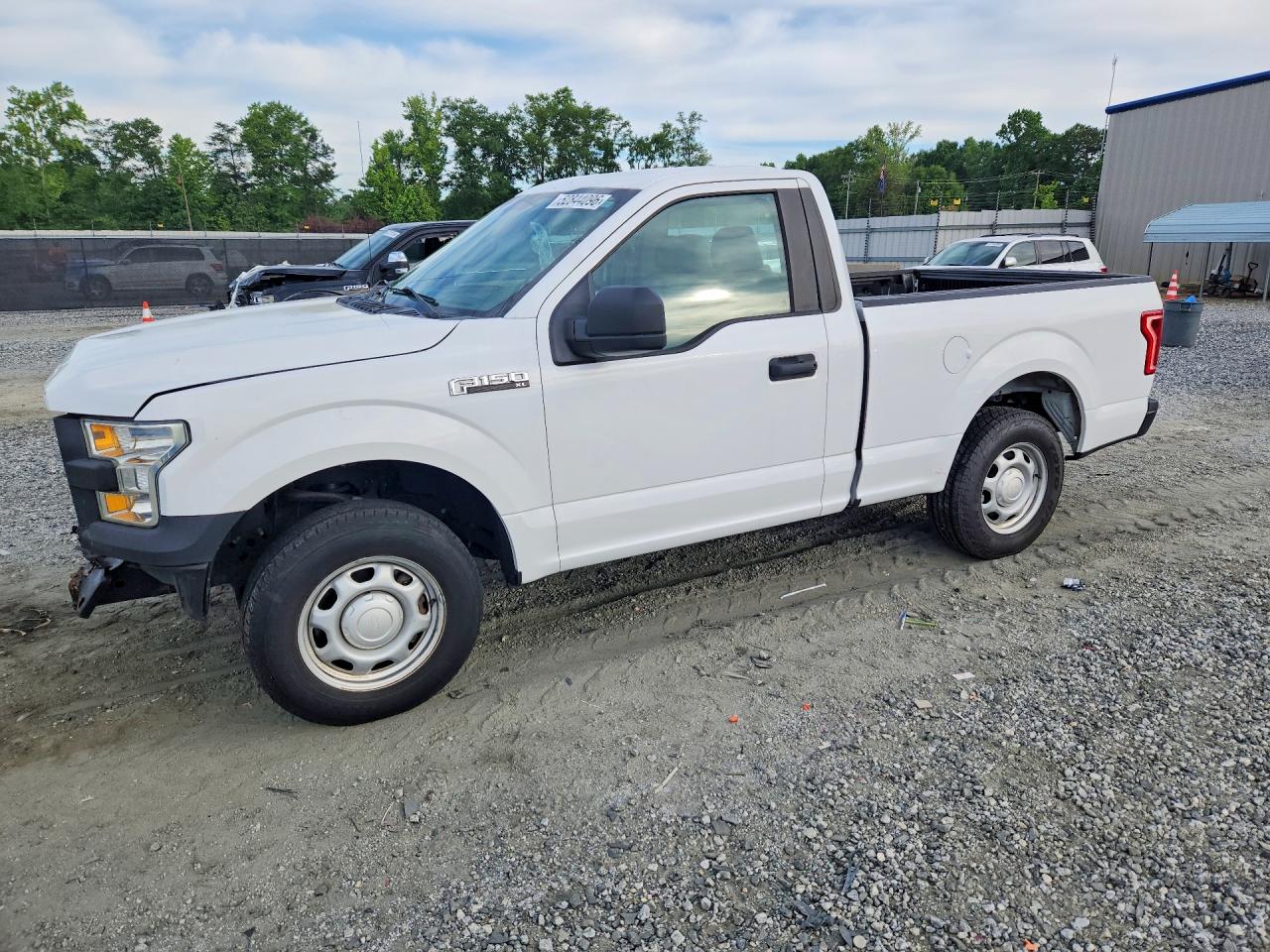 2016 Ford F150 VIN 1FTMF1C83GFA96365 photo 1