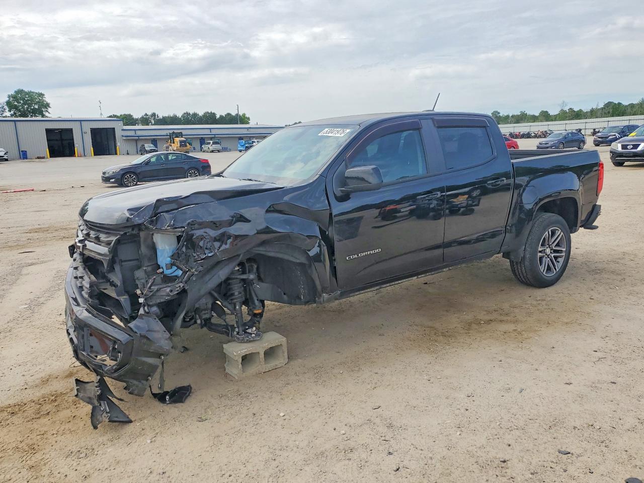 2021 Chevrolet Colorado VIN 1GCGSBEN0M1244028 photo 1
