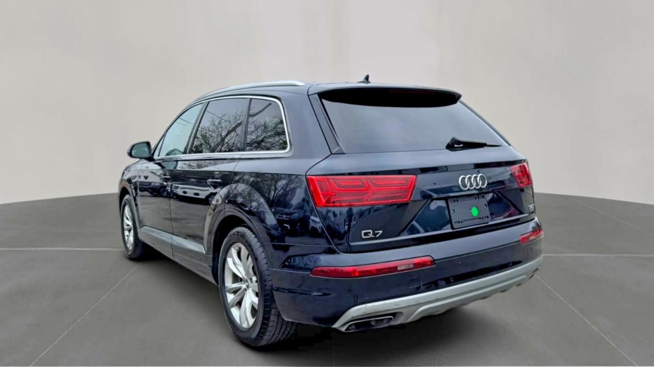 2017 Audi Q7 VIN WA1LAAF7XHD031470 photo 3