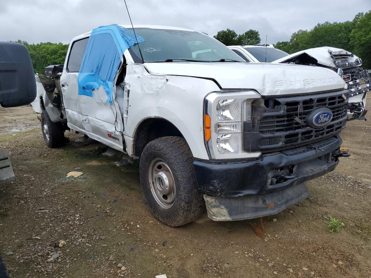 2023 Ford F250 VIN 1FT8W2BM6PEC58324 photo 4