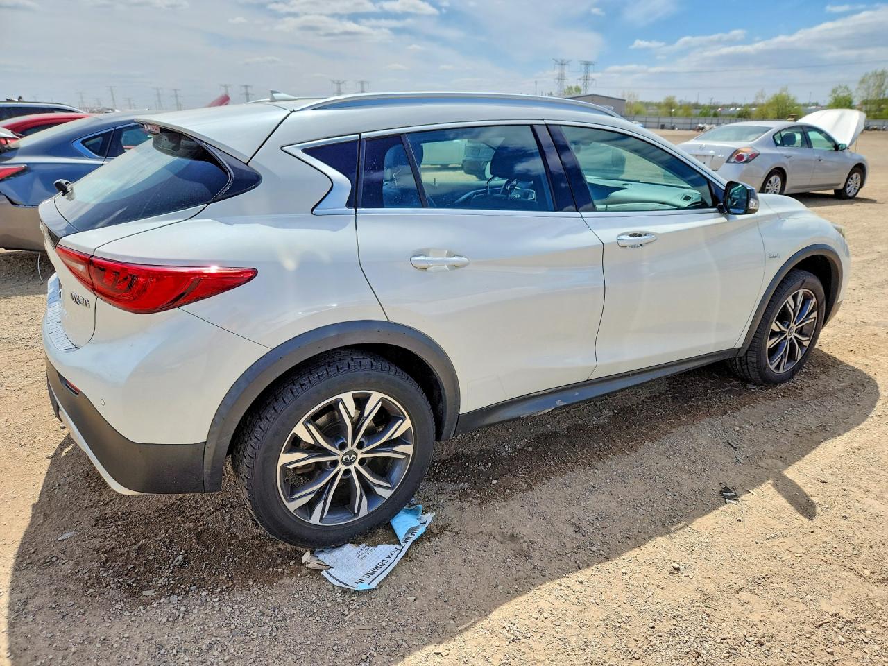 2017 Infiniti Qx30 VIN SJKCH5CR4HA025435 photo 3