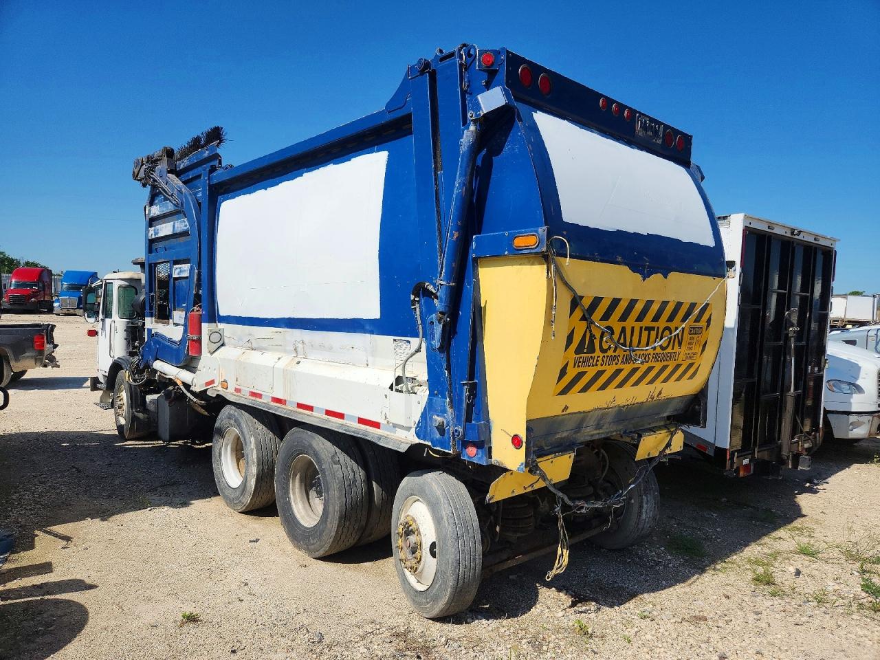 2015 AUTOCAR All other VIN 5VCACDVF0FH218002 photo 3