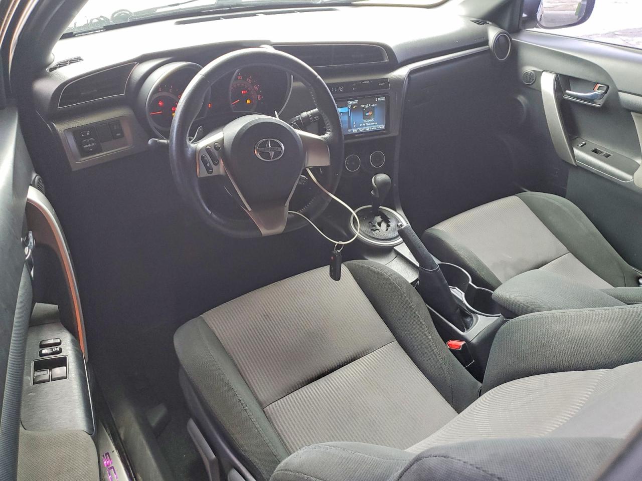 2016 Scion Tc VIN JTKJF5C78GJ014539 photo 8
