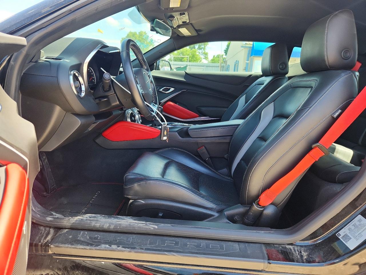 2020 Chevrolet Camaro VIN 1G1FC1RS5L0143163 photo 7