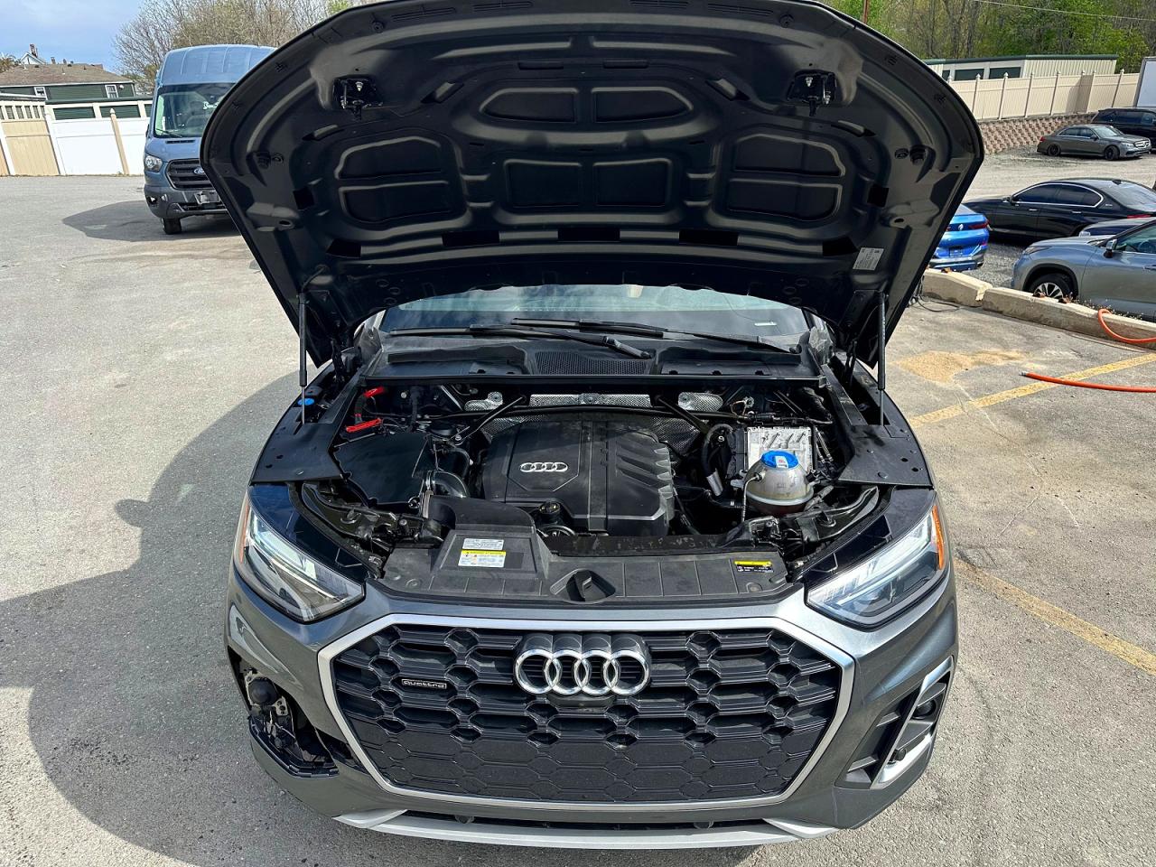 2022 Audi Q5 VIN WA1EAAFY1N2044973 photo 9
