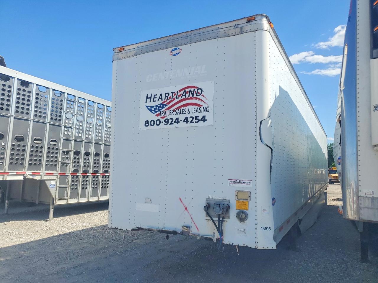 2005 UTILITY All models VIN 1UYVS25385P410513 photo 3