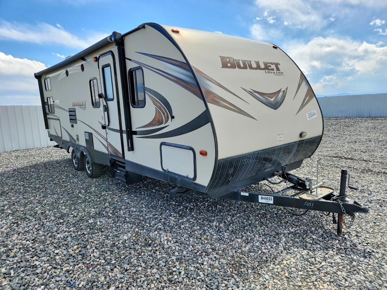 2016 KEYSTONE Bullet VIN 4YDT27422GD421441 photo 1