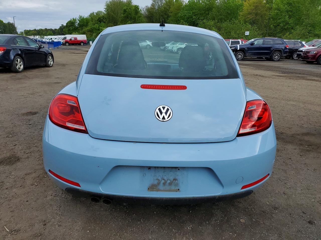 2013 Volkswagen Beetle VIN 3VWJP7AT7DM611080 photo 6