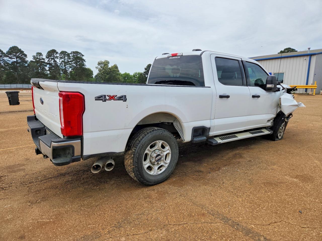 2025 Ford F250 VIN 1FT7W2BT3SEC60057 photo 3