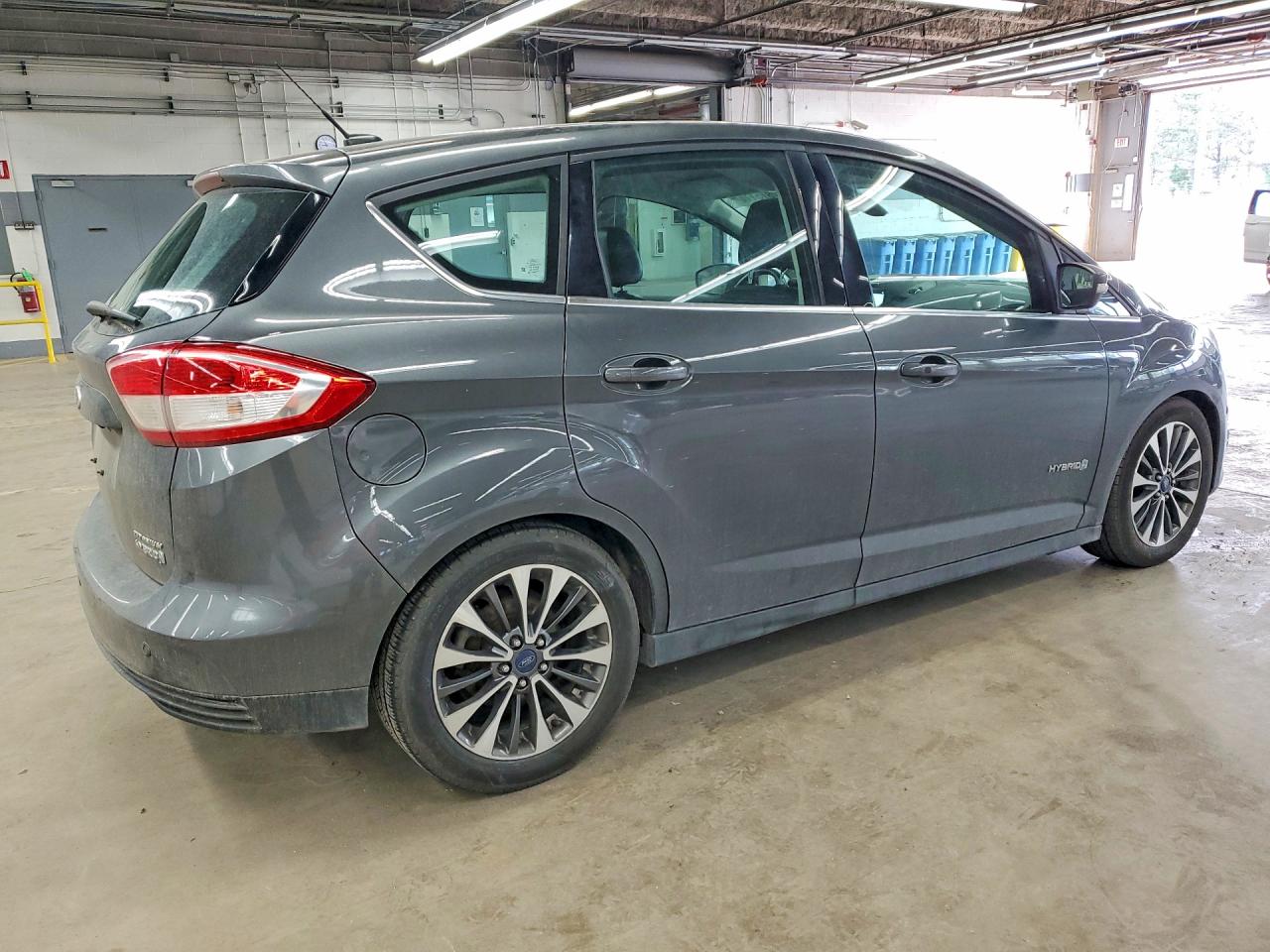 2017 Ford Cmax VIN 1FADP5DU2HL102505 photo 3