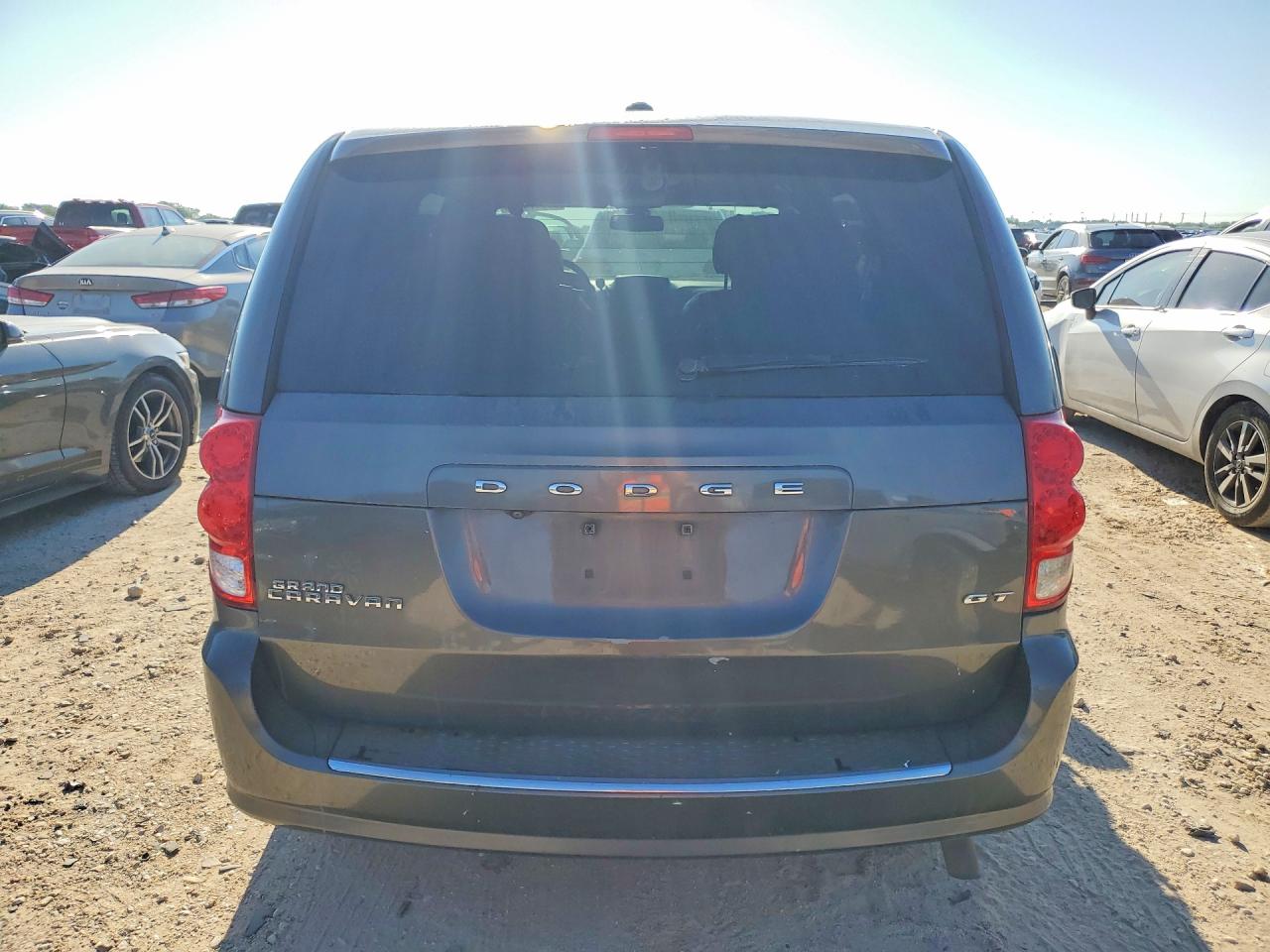 2019 Dodge Caravan VIN 2C4RDGEGXKR617036 photo 6