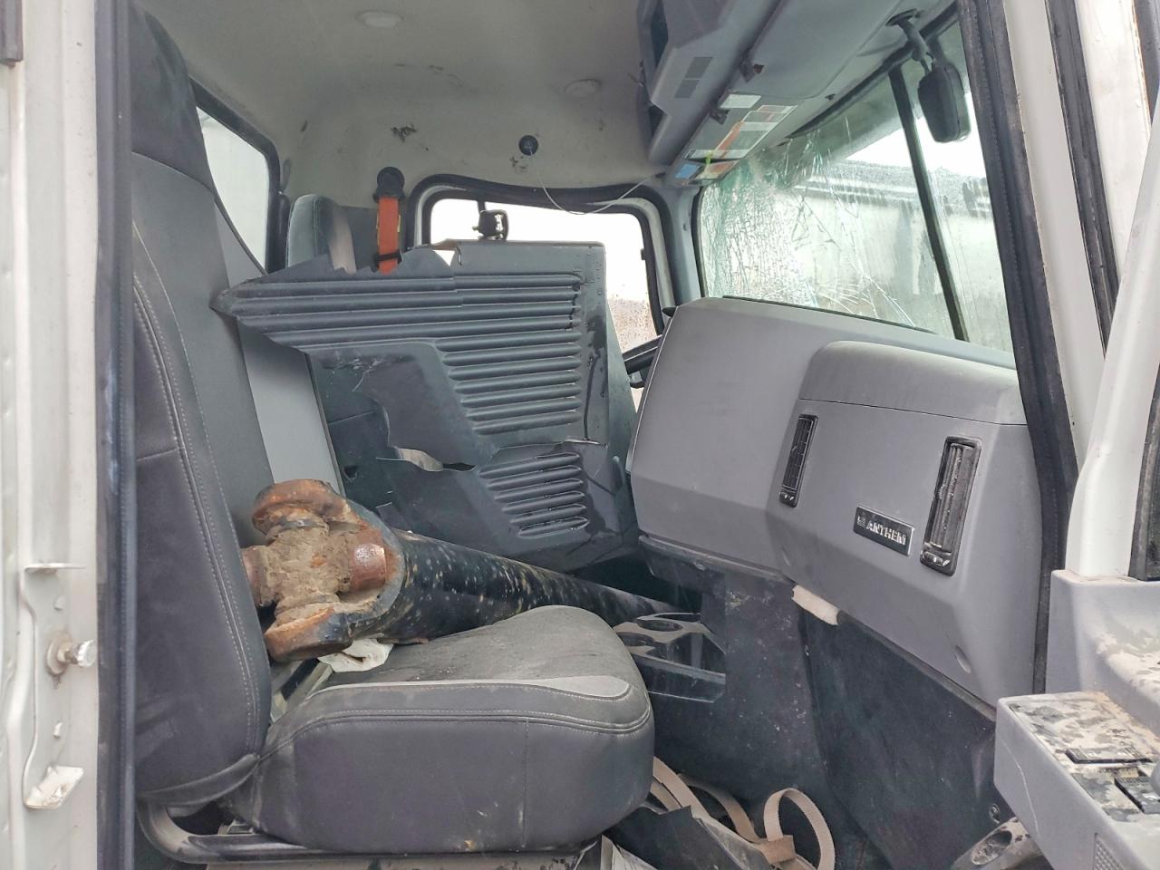2020 MACK All models VIN 1M1AN3GY2LM012103 photo 5