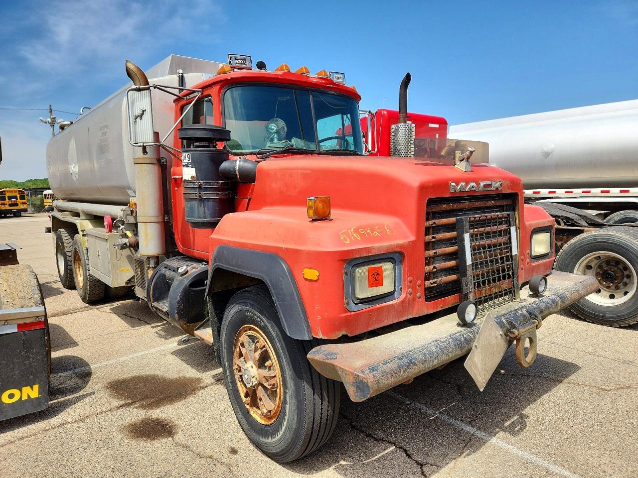 1991 MACK All other VIN 1M2P264C2MM009213 photo 1