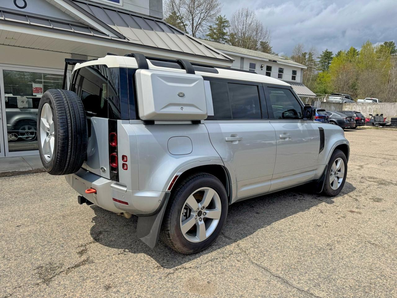 2022 LAND Defender VIN SALEW7RU6N2097910 photo 4