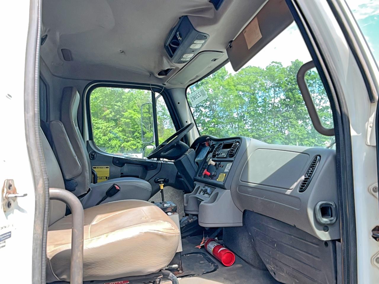 2009 FREIGHTLINER All other VIN 1FVACYDJ49DAM9292 photo 5