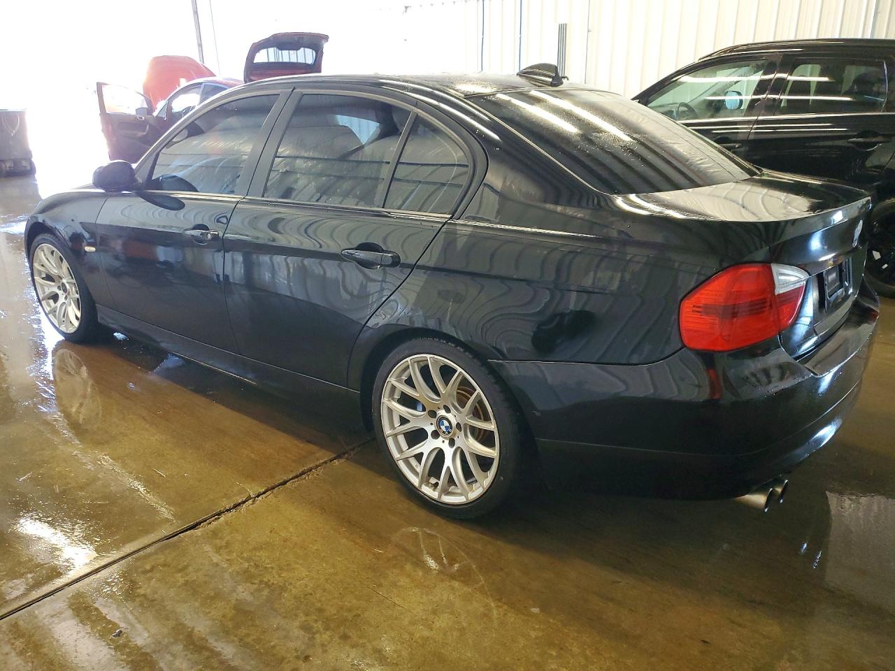 2006 BMW 3 series VIN WBAVD13566KV14744 photo 2