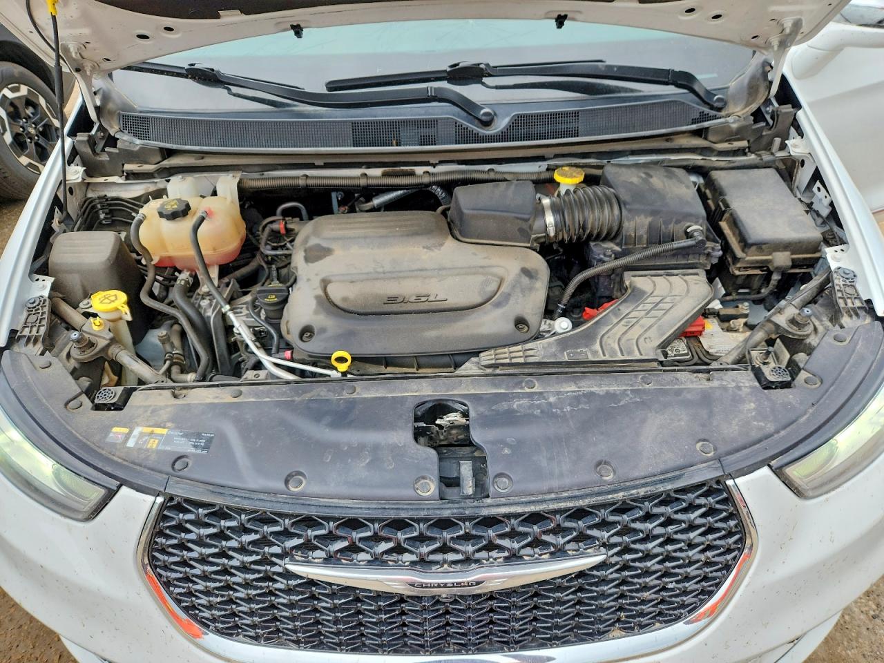 2022 Chrysler Pacifica VIN 2C4RC1GG7NR180825 photo 11