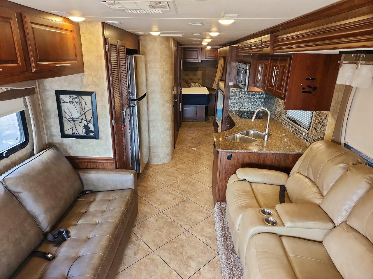 2015 FREIGHTLINER All other VIN 4UZAAJDT2FCGR4899 photo 5