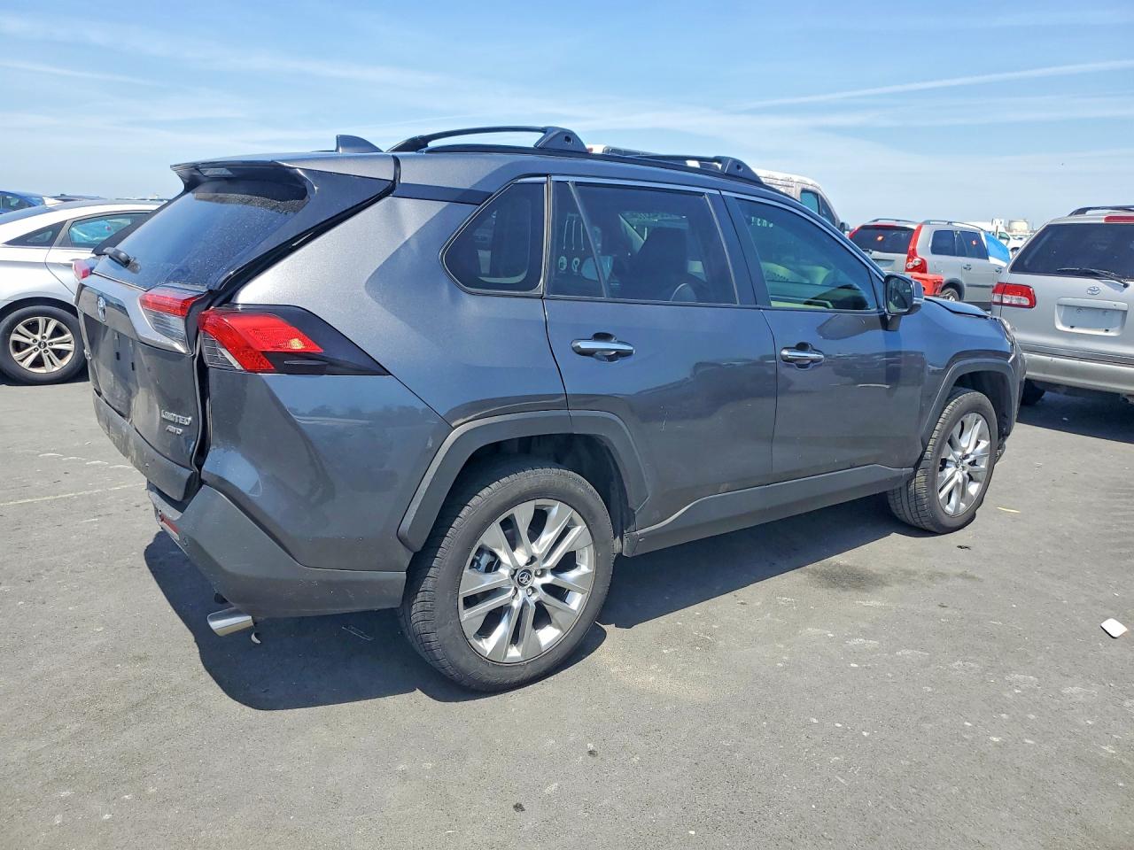 2019 Toyota Rav4 VIN JTMN1RFV6KD022509 photo 3