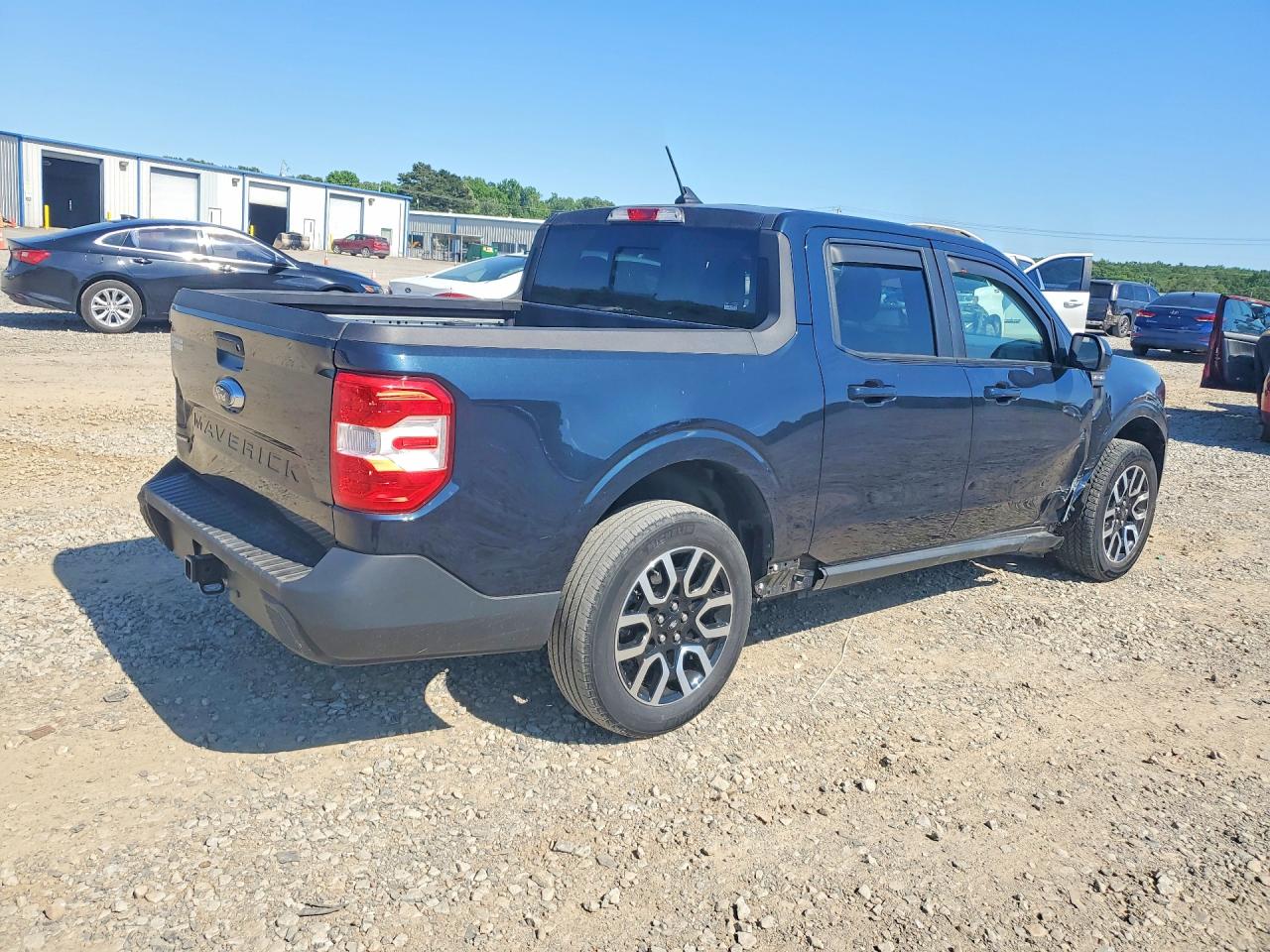 2023 Ford Maverick VIN 3FTTW8E36PRA27713 photo 3
