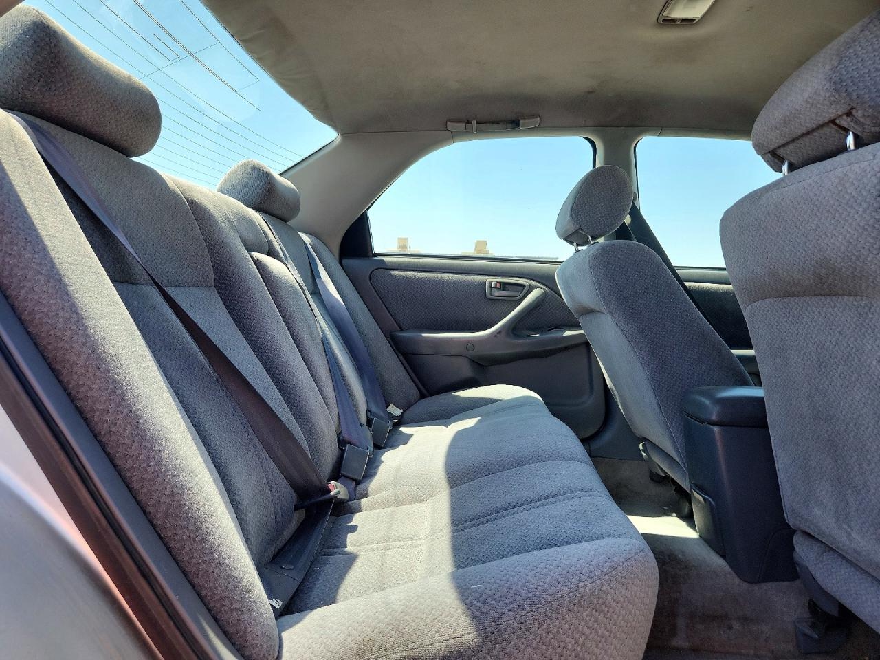 2001 Toyota Camry VIN 4T1BF22K61U968238 photo 10