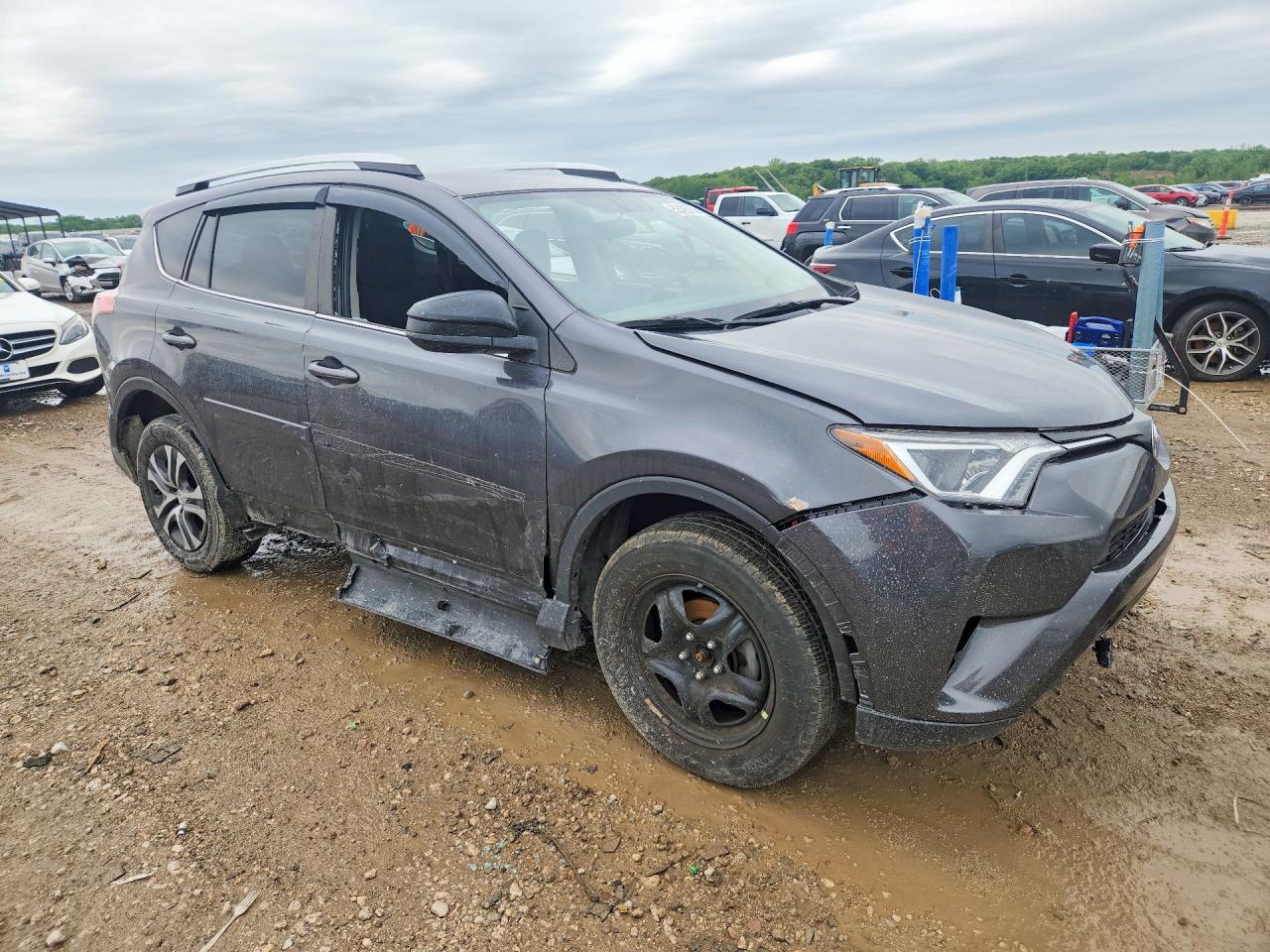 2016 Toyota Rav4 VIN JTMZFREV7GJ090332 photo 4