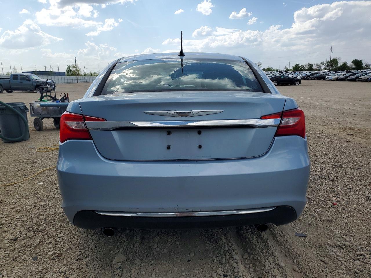 2013 Chrysler 200 VIN 1C3CCBCG5DN598110 photo 6