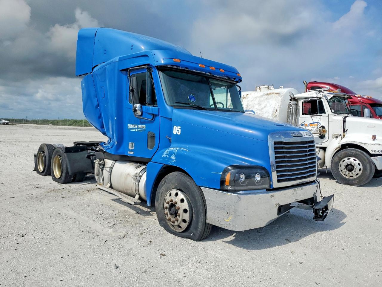 1998 FREIGHTLINER All other VIN 1FUYSDYB8WL985822 photo 1
