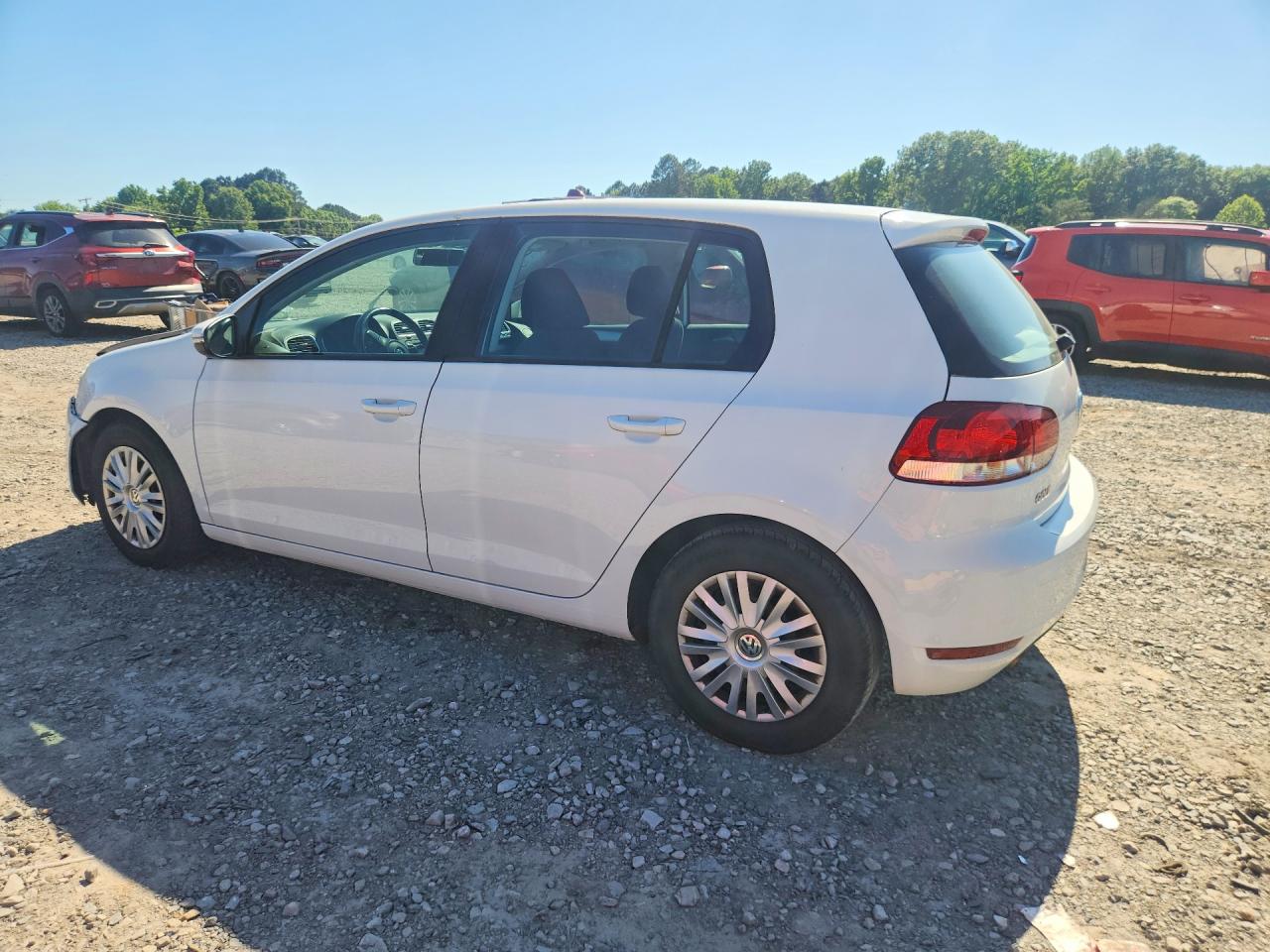 2013 Volkswagen Golf VIN WVWDB7AJXDW096444 photo 2