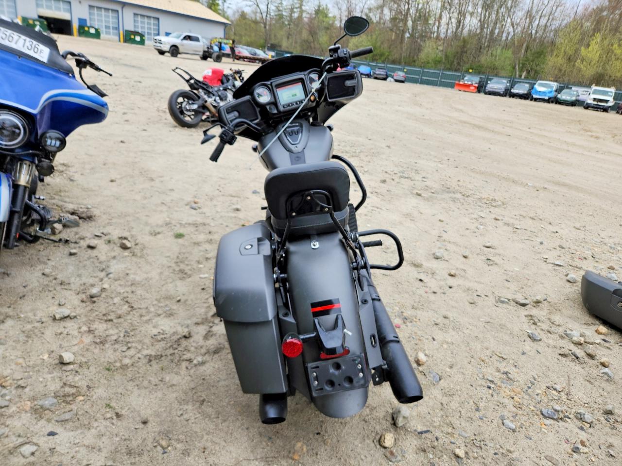 2020 INDIAN Motorcycle VIN 56KTCDBBXL3385008 photo 4
