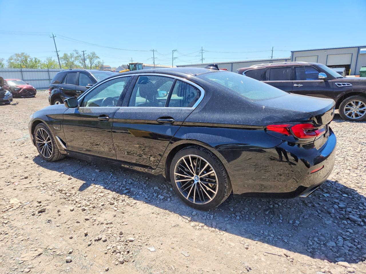 2023 BMW 5 series VIN WBA13AG0XPCN67524 photo 2